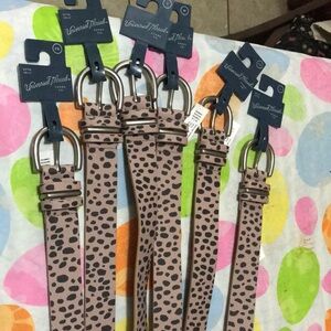 New universal thread beige leopard spot oval center belts